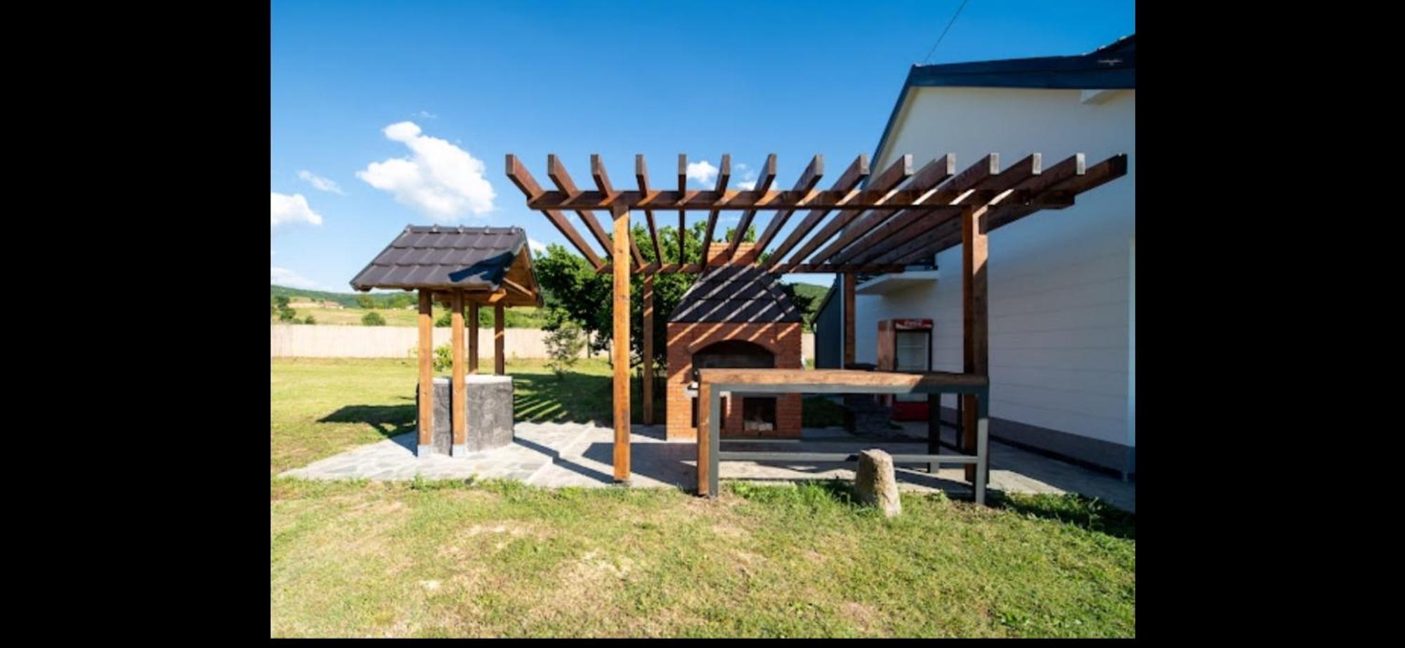 Vila Tom & Jerry Raska Exterior photo